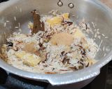 A picture of step 5 of BROCCOLI PULAO in COOKER.