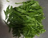 Foto del paso 1 de la receta: Salsa de espinacas vegana