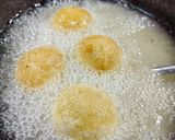 A picture of step 7 of Raw Banana Pettice.