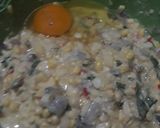 Foto langkah ke 5 dari resep Bakwan jagung manis with udang + kemangi.