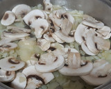 Foto del paso 3 de la receta: Arroz con alcachofas y champiñones