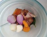 Foto langkah ke 3 dari resep Teri Basah Bumbu Kuning.