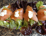 Foto del paso 4 de la receta: Rollitos de salmón ahumado rellenos muy fáciles