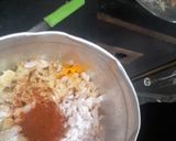 A picture of step 2 of Fried pakora.
