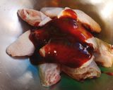 รูปขั้นตอนการทำที่ 1 ของ ปีกไก่บาร์บีคิว จิ้มแจ่ว