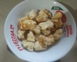 Foto langkah ke 2 dari resep Ayam Popcorn Saus Asam Manis.