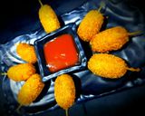 मिनी चीझी पोटॅटो हाॅट डाॅग्स् (Mini Cheesy Potato Hot Dogs recipe in marathi) रेसिपी स्टेप 5 फोटो 