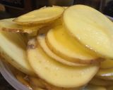 A picture of step 1 of Really Good Scalloped Potatoes.