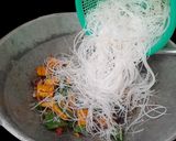 Foto langkah ke 4 dari resep Tumis soun & tahu.