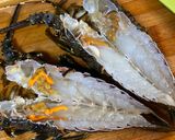 รูปขั้นตอนการทำที่ 2 ของ กุ้งมังกรอบเนยกระเทียม (ตัวเป็นๆ)