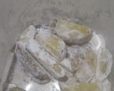 Foto langkah ke 2 dari resep Potato Wedges.