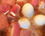 Hình bước làm 2 của món Thịt Kho Trứng (Thịt Kho Tàu)