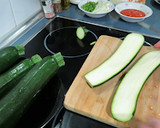 Foto del paso 1 de la receta: Calabacines rellenos de carne