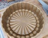 Foto del paso 1 de la receta: Bizcocho de vainilla y almendras con nata y profiteroles rellenos de lemon curd y toffee