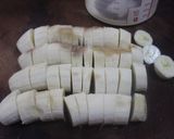 Foto del paso 1 de la receta: Budín de plátanos maduros