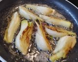 Foto del passaggio 4 della ricetta Finocchi abbrustoliti con fagioli aromatizzati🥦🍋🥫