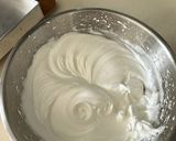Foto langkah ke 6 dari resep Christmas fruit roll cake.