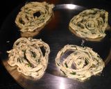A picture of step 1 of Spinach butter chakali.