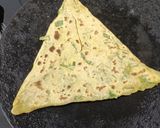A picture of step 6 of Methi Aloo paratha.