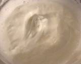 Foto del paso 1 de la receta: Bizcocho con yogurt