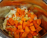 Foto del paso 2 de la receta: Puré de berenjena, zanahorias, boniato y quesitos