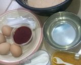 A picture of step 4 of Moi Moi with egg.