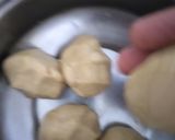 A picture of step 4 of Nendran banana stuffed paratha.