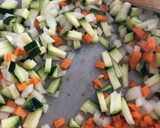 Foto del paso 2 de la receta: 243. Pimientos rellenos de quinoa, pollo y verduras (principal verdura)