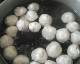 Foto langkah ke 3 dari resep Bola-bola Ayam Kentang Masak Kecap.