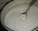 Foto langkah ke 3 dari resep Puding Susu Siram Coktail Buah.
