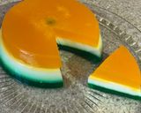 A picture of step 3 of Tricolour pudding.