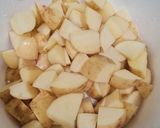 Ropogós parmezános-fokhagymás burgonya recept fázis 1 fotója