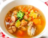Foto langkah ke 5 dari resep 250. Sop Kaldu Ayam Sosis Simple.