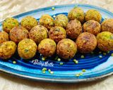 A picture of step 6 of Ponk Wada/ Fresh Shorgum Pakora.
