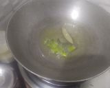 A picture of step 1 of સેવ ટમેટાનું શાક (Sev Tomato Sabji Recipe In Gujarati).