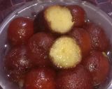 A picture of step 6 of Paneer gulab jamun.