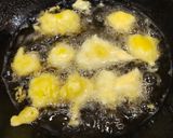 A picture of step 3 of Easy Cheesy Pakoda.
