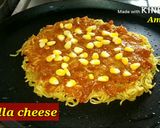 A picture of step 3 of Maggi pizza.