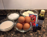 Foto del paso 1 de la receta: Bizcocho de cumpleaños muy esponjoso
