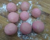 Hình bước làm 4 của món Bánh hoa sen ngàn lớp