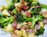 Foto del paso 6 de la receta: Wok de brócoli, manzana, bacon y nueces caramelizadas al curry