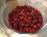 Une image de l'étape 4 de Compote de cerises et cassis.