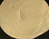 A picture of step 3 of Paratha Omelet Pizza.
