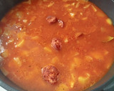 Foto del paso 3 de la receta: Papas con chorizo picante y vino blanco