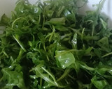 Foto del paso 2 de la receta: Puré de patata a la leche de soja con cilantro y ensalada de rúcula