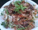 รูปขั้นตอนการทำที่ 4 ของ ยำหมูกรอบต้นอ่อนทานตะวัน 🌶️ 🥗 Crispy Pork Belly Spicy Salad