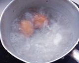 รูปขั้นตอนการทำที่ 3 ของ ยำไข่ไก่เค็ม
