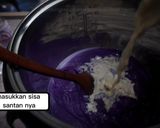 Foto langkah ke 2 dari resep Bubur Sumsum Ubi Ungu Keju.