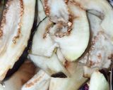 A picture of step 1 of Egg plant(baingan) pakore.