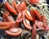 Foto del paso 3 de la receta: Champiñones a la mexicana. 100% libre de grasa
